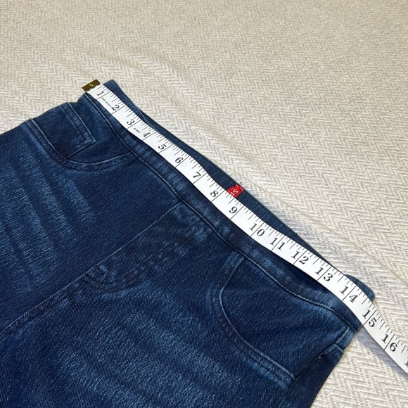 SPANX Navy Blue Pull on Skinny Jeans. Size Medium - Picture 7 of 12